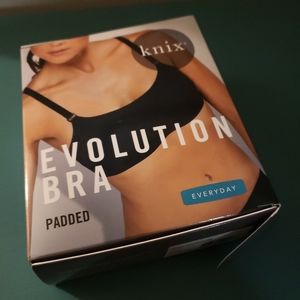 Knix Padded Evolution Bra - Reversible Black/Nude - Sz 3 - NWT